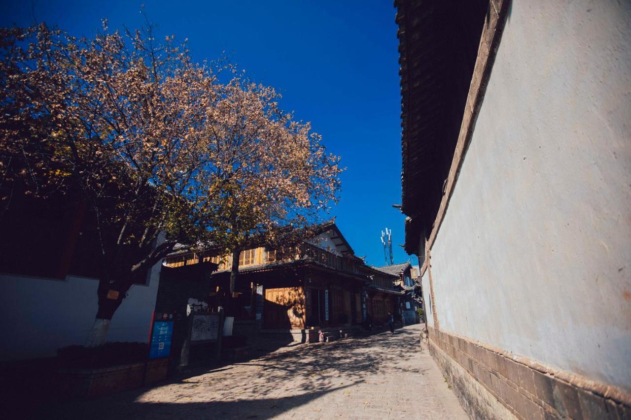 Lijiang Shushi Zhengliu Mujiayuan Hotel ภายนอก รูปภาพ