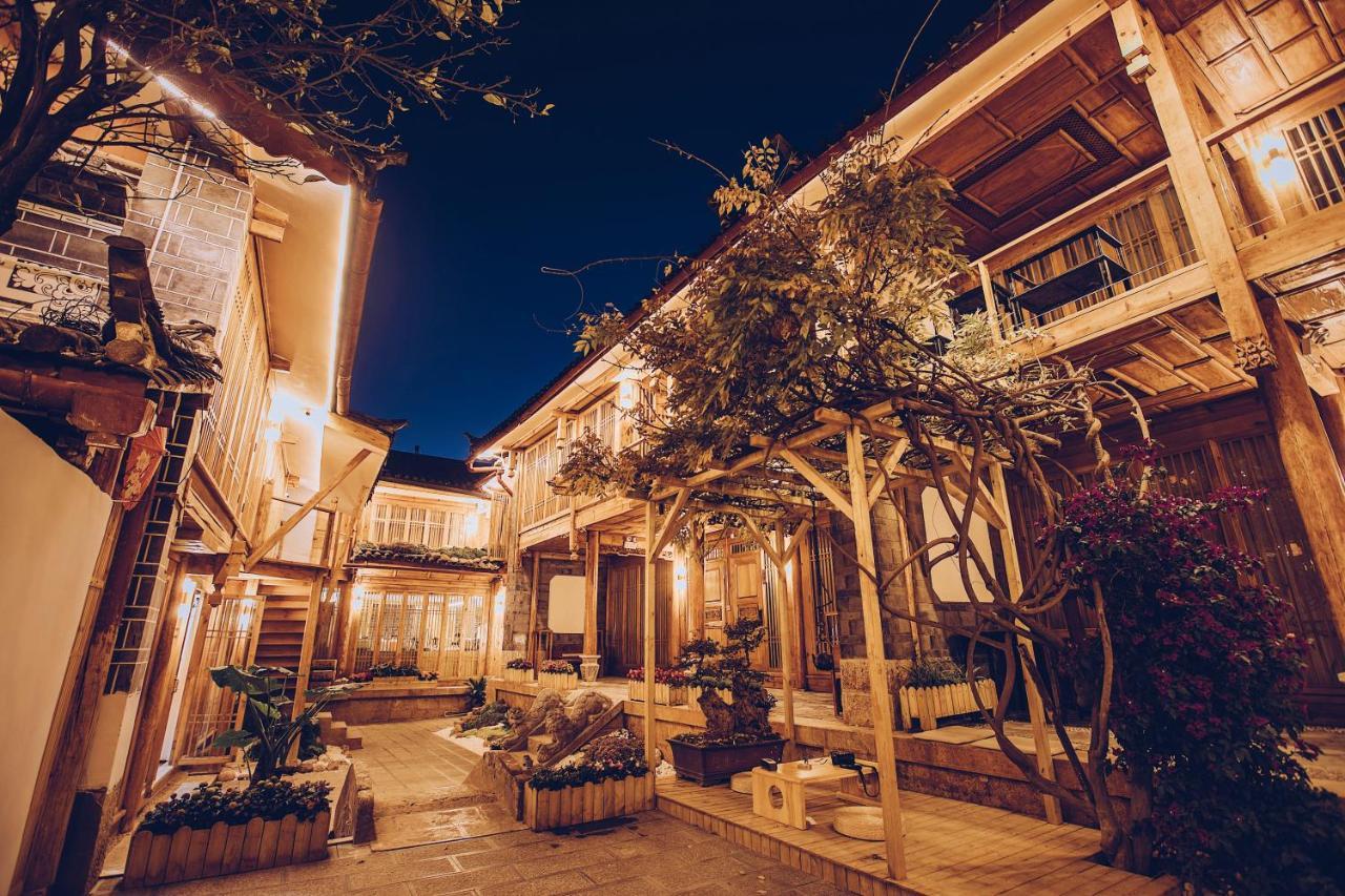 Lijiang Shushi Zhengliu Mujiayuan Hotel ภายนอก รูปภาพ