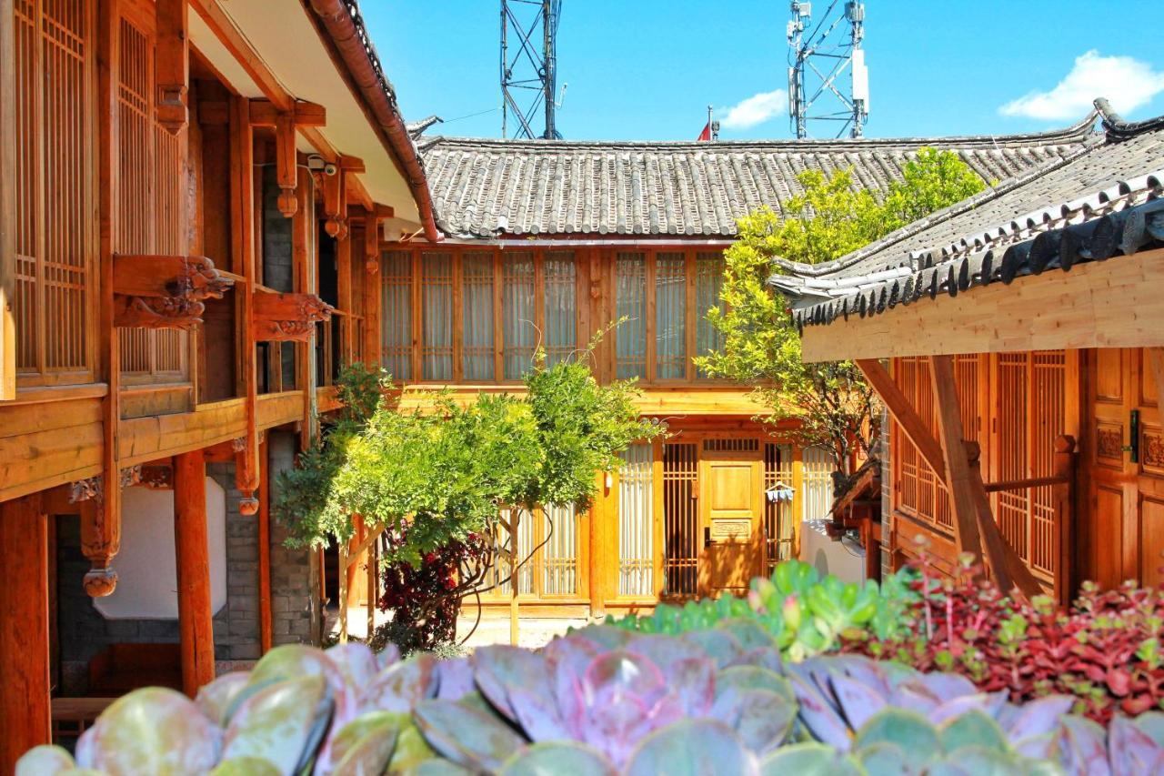 Lijiang Shushi Zhengliu Mujiayuan Hotel ภายนอก รูปภาพ